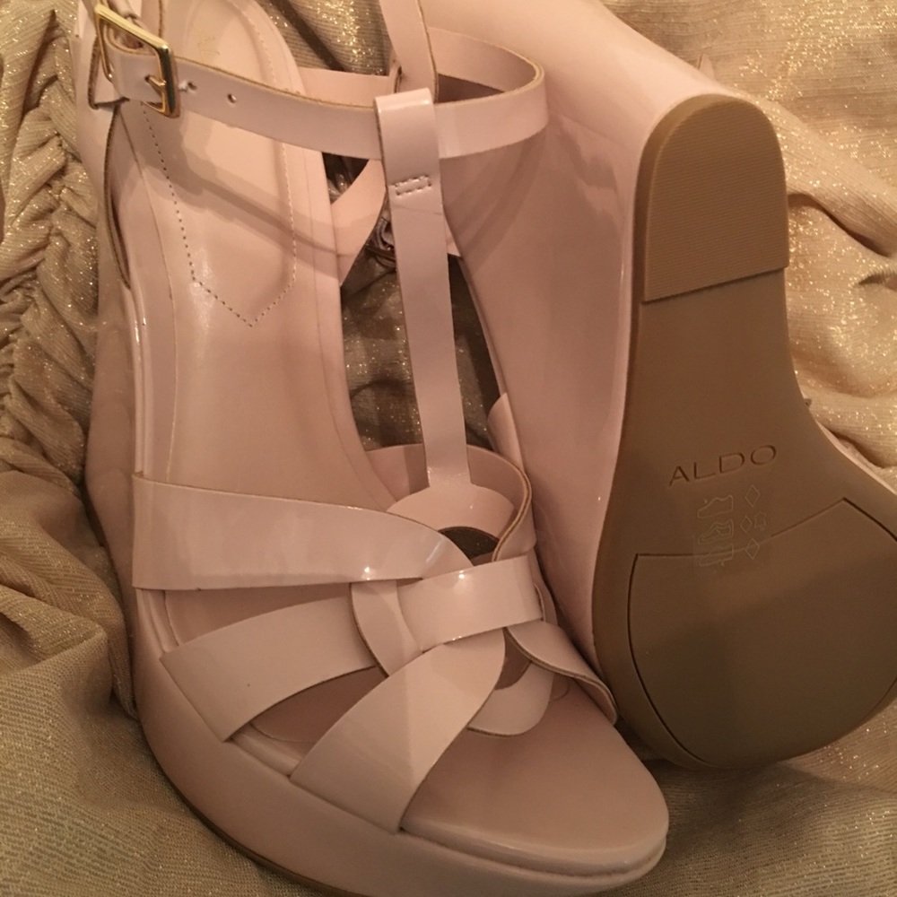 Aldo Womens Nude/pink Nellyy platform wedges.